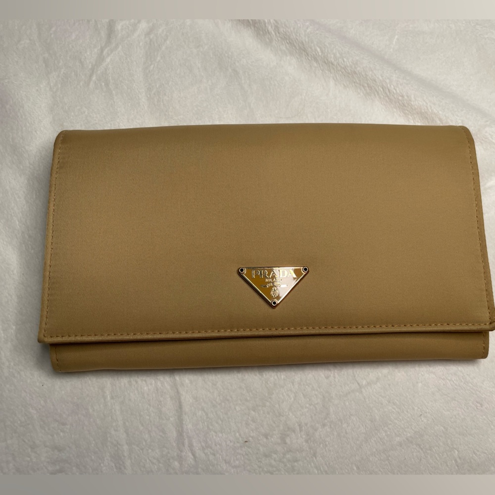 Prada Beige / yellow Nylon Long Wallet 💛